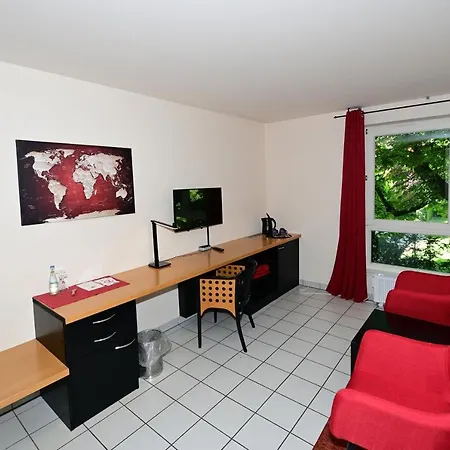 Hotell Art 4*