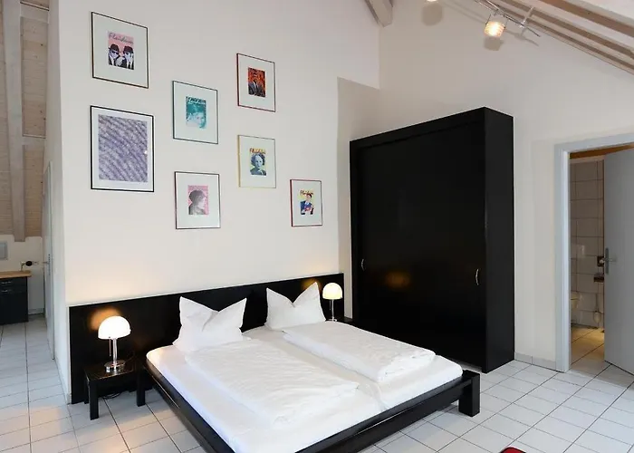 Art 4* Weimar (Thuringia)